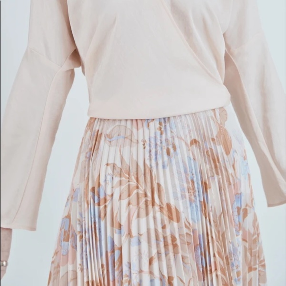 Vince Marine garden pleated midi skirt size 4 - Picture 2 of 12